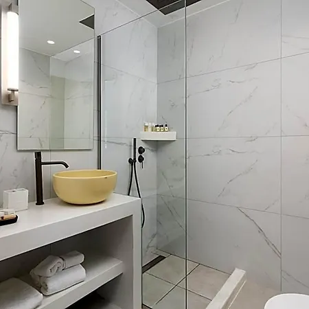 Santorini Hillside & מלון 4*